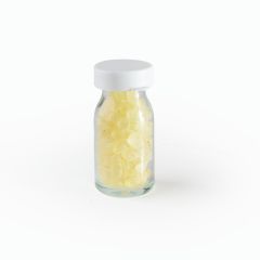 مستكة قارورة صغيرة